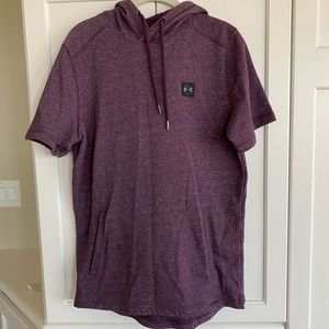 Under Armour short sleeve sweatshirt